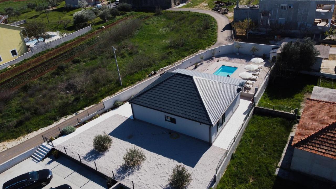 Vila Tara Sveti Filip i Jakov Exteriér fotografie