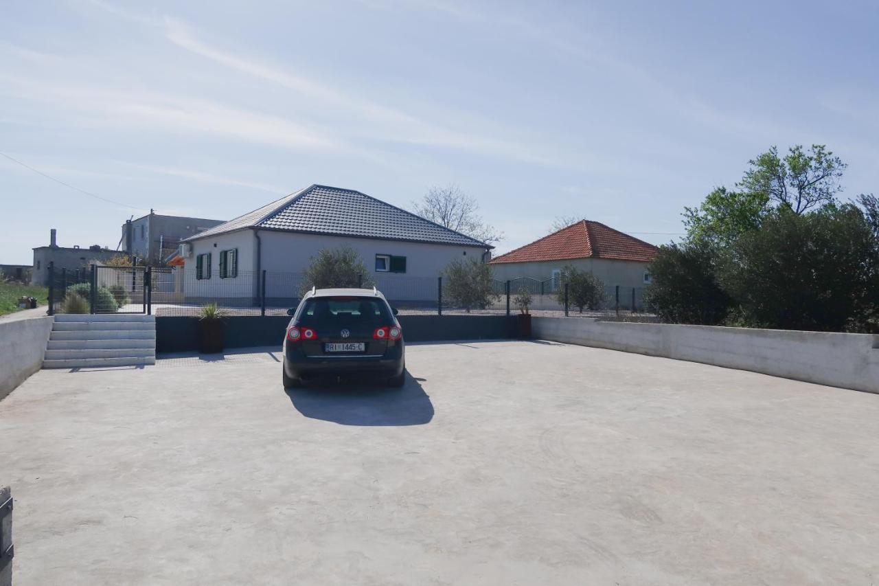 Vila Tara Sveti Filip i Jakov Exteriér fotografie